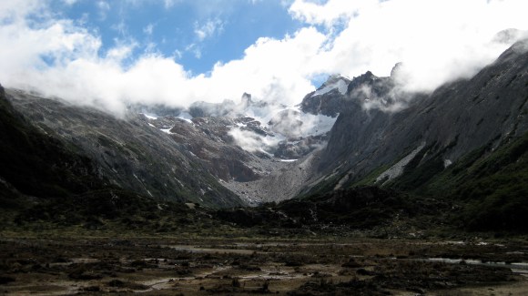 Ghiacciaio sopra laguna